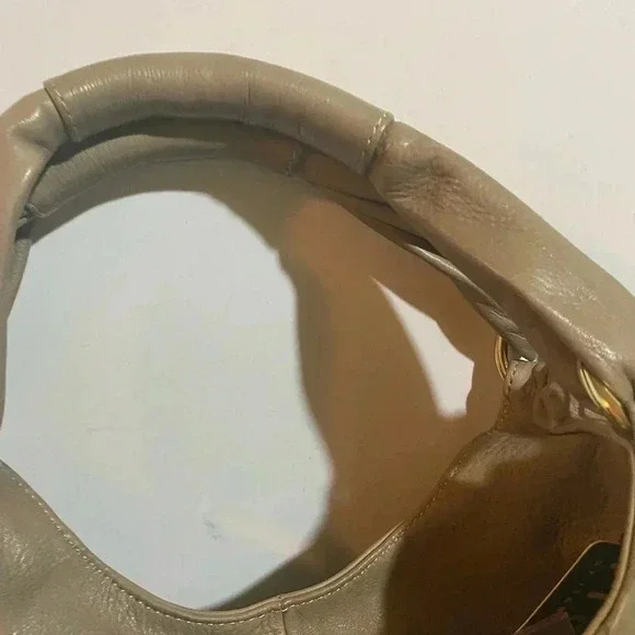 Isabella Fiore beige leather satchel handbag